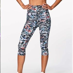 Lululemon Break Free Crop (Nulux 17")
